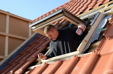 Pose de fenêtres de toit Velux à Touvois